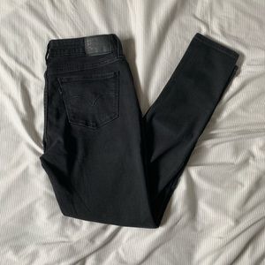 Levi’s 535 Super Skinny Jean